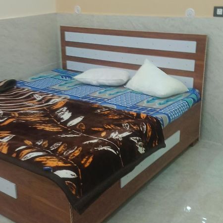 Shree Hari Guest House Ayodhya Zewnętrze zdjęcie